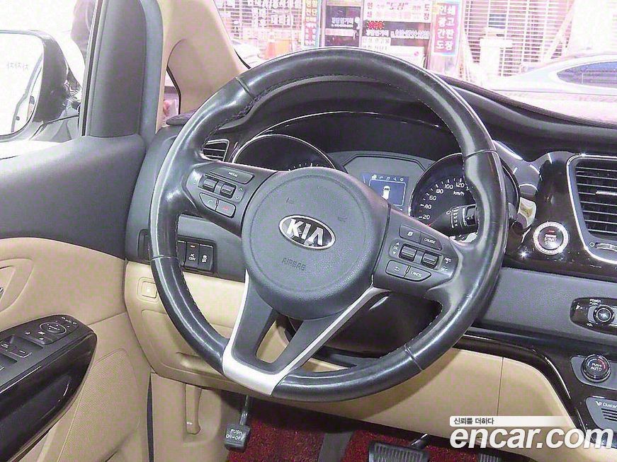 Kia Canival 2017