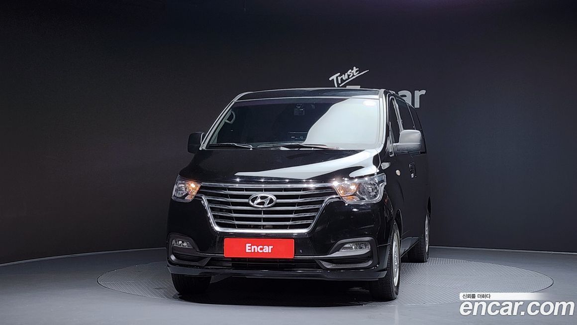 Hyundai Starex 2019