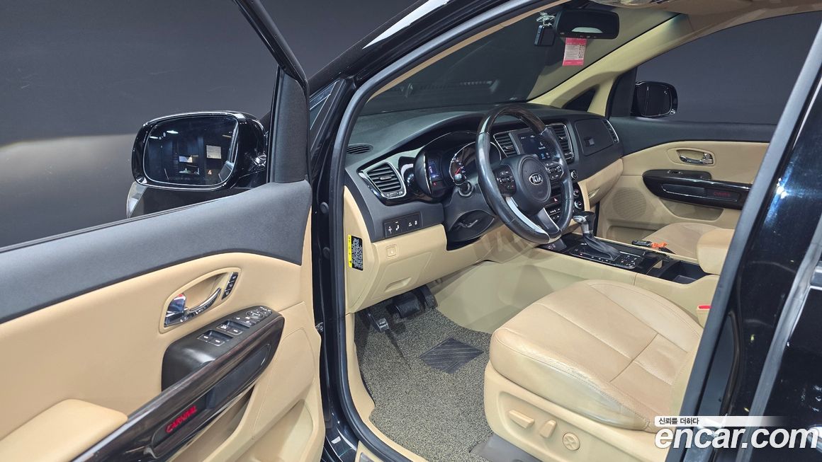 Kia Canival 2018