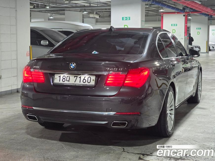 BMW 7-Series 2013