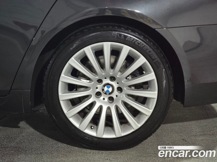 BMW 7-Series 2013