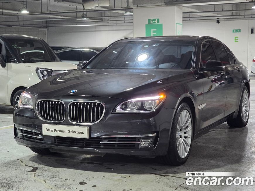 BMW 7-Series 2013