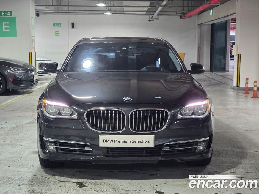 BMW 7-Series 2013