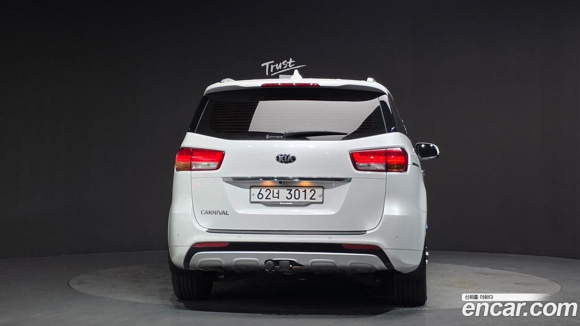 Kia Canival 2018