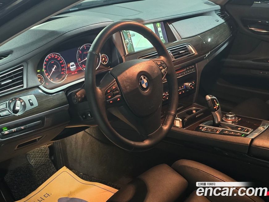 BMW 7-Series 2013