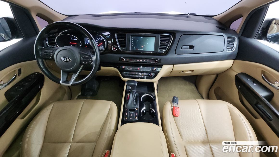 Kia Canival 2019