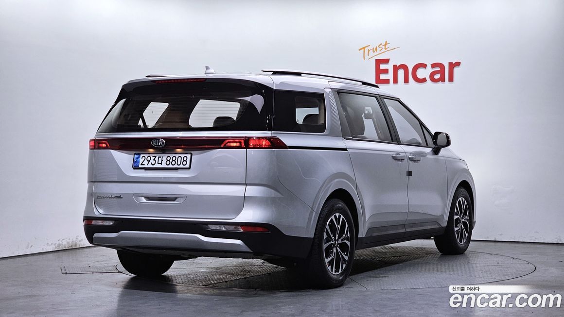 Kia Canival 2021