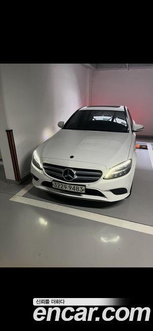 Mercedes-Benz C-Class 2019