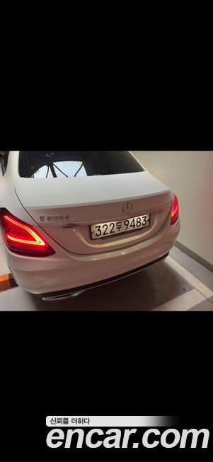 Mercedes-Benz C-Class 2019