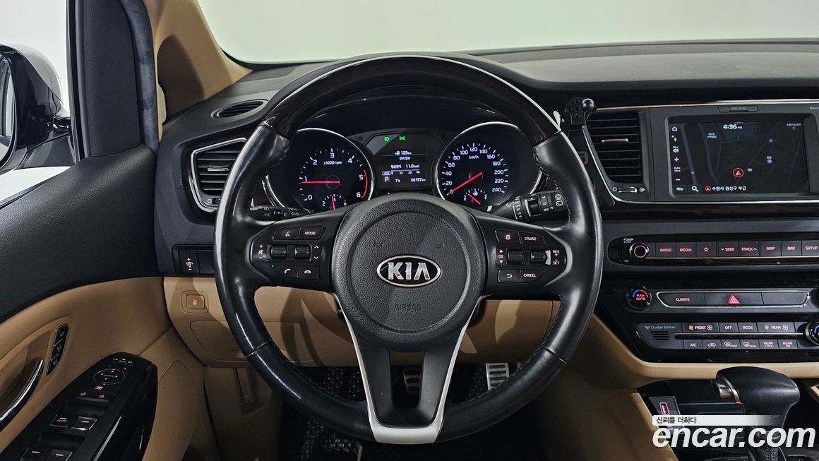 Kia Canival 2019