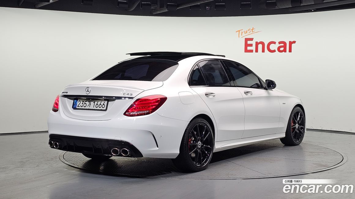 Mercedes-Benz C-Class 2016