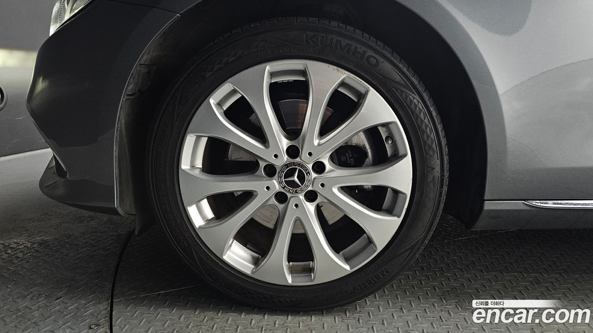 Mercedes-Benz E-Class 2018