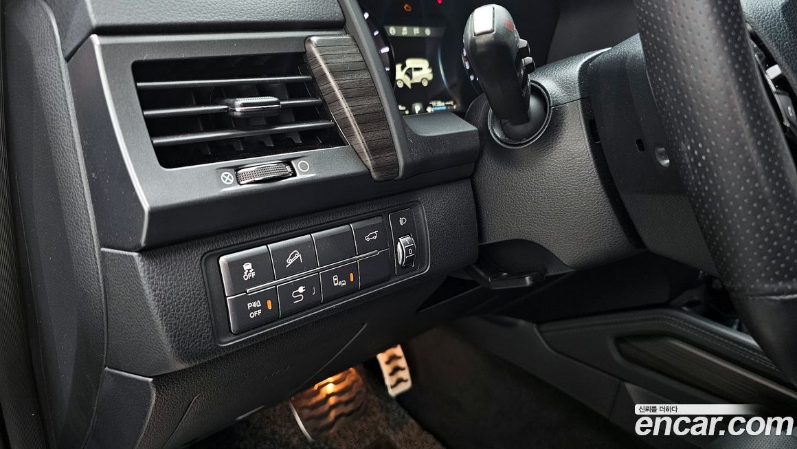 KG_Mobility_Ssangyong Rexton 2020