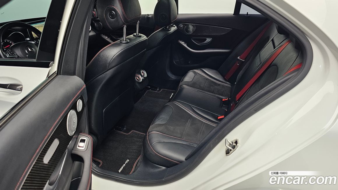 Mercedes-Benz C-Class 2016