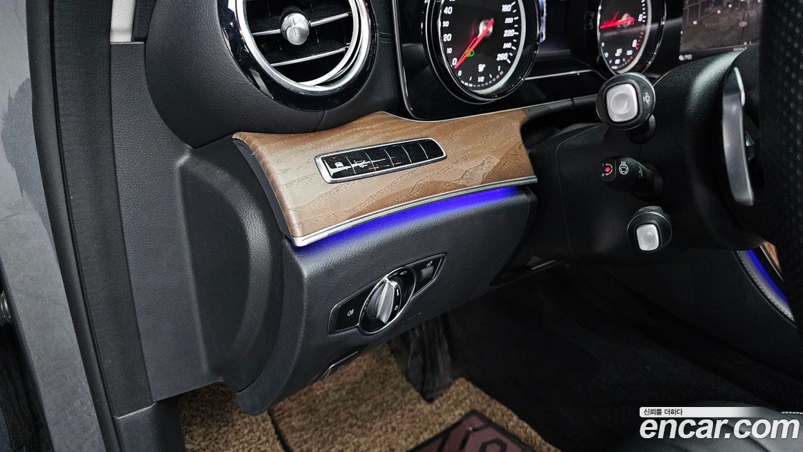 Mercedes-Benz E-Class 2018