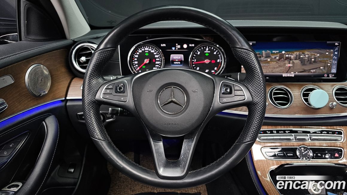 Mercedes-Benz E-Class 2018