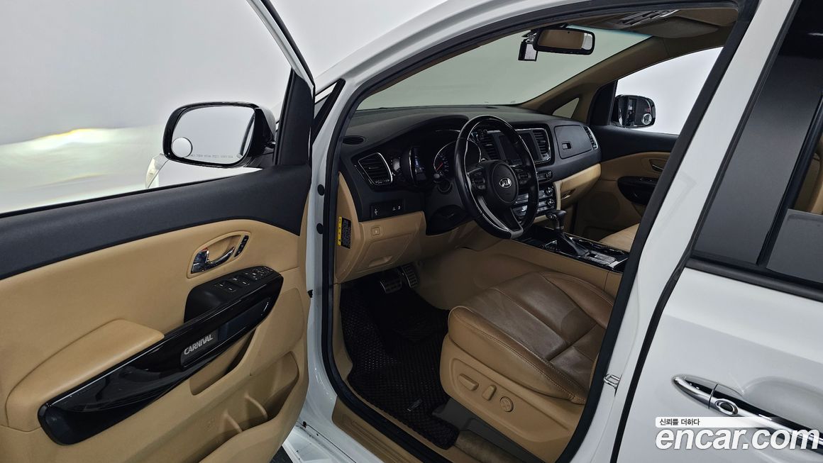 Kia Canival 2019