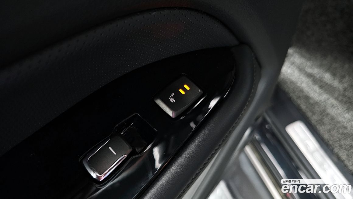 KG_Mobility_Ssangyong Rexton 2020