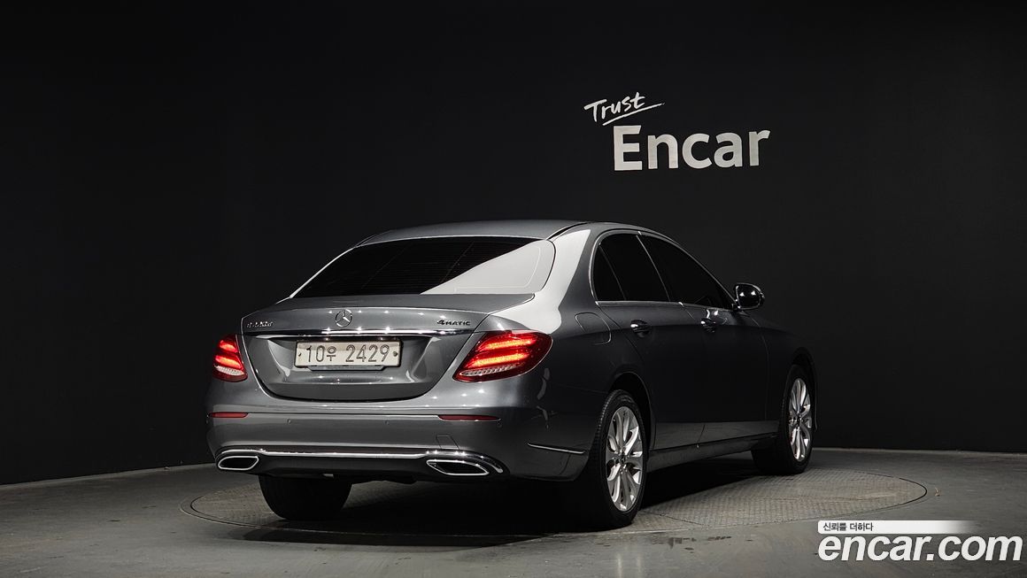 Mercedes-Benz E-Class 2018