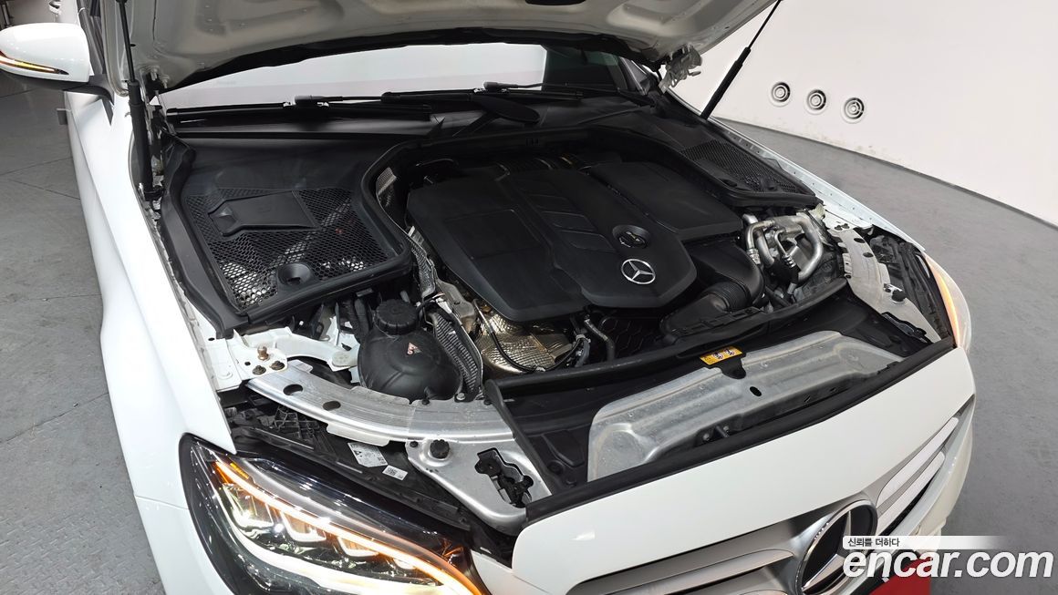 Mercedes-Benz C-Class 2019