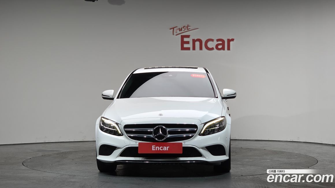 Mercedes-Benz C-Class 2019
