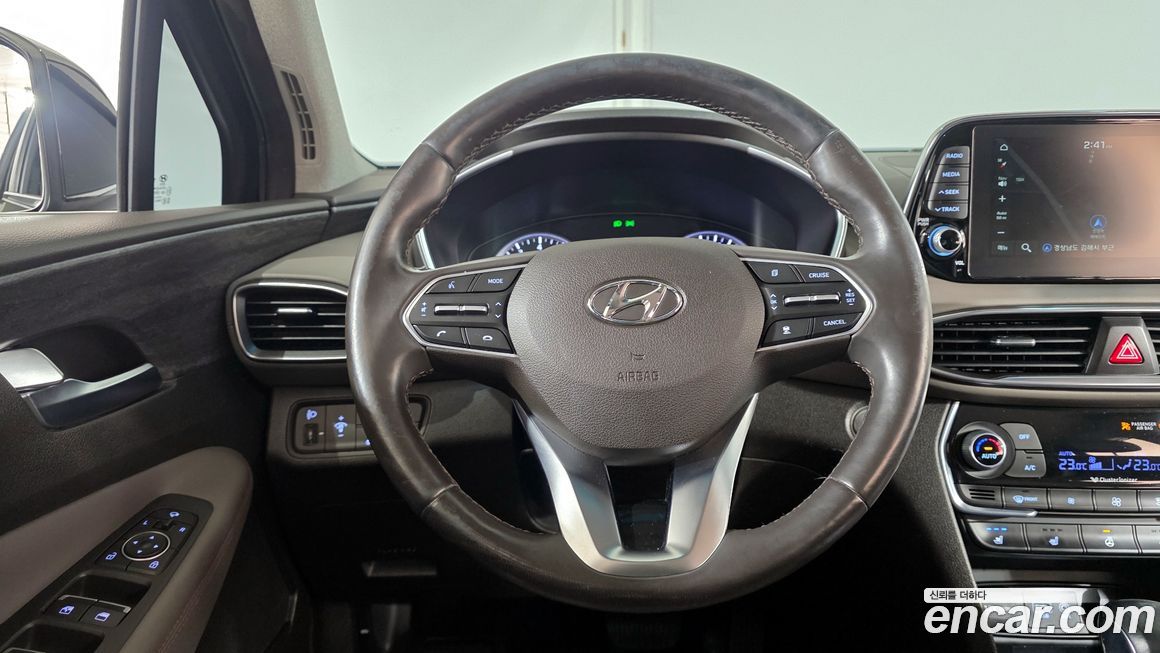 Hyundai Santafe 2020