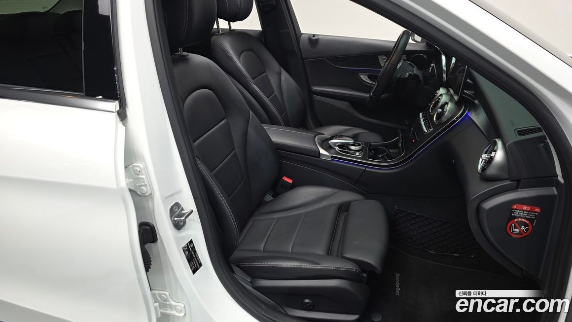 Mercedes-Benz C-Class 2019