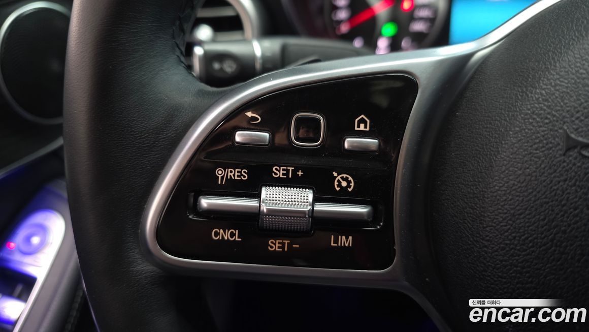 Mercedes-Benz C-Class 2019