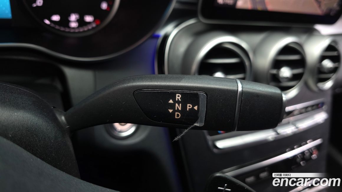 Mercedes-Benz C-Class 2019