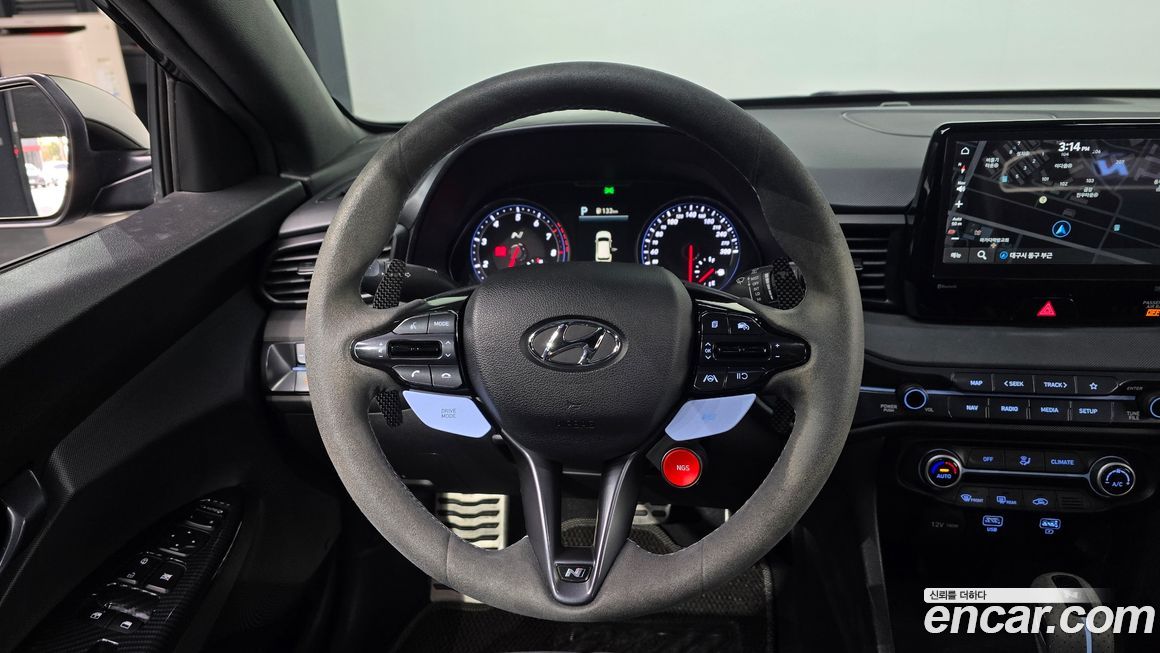 Hyundai Veloster 2021