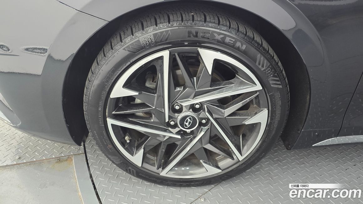 Hyundai Grandeur 2021