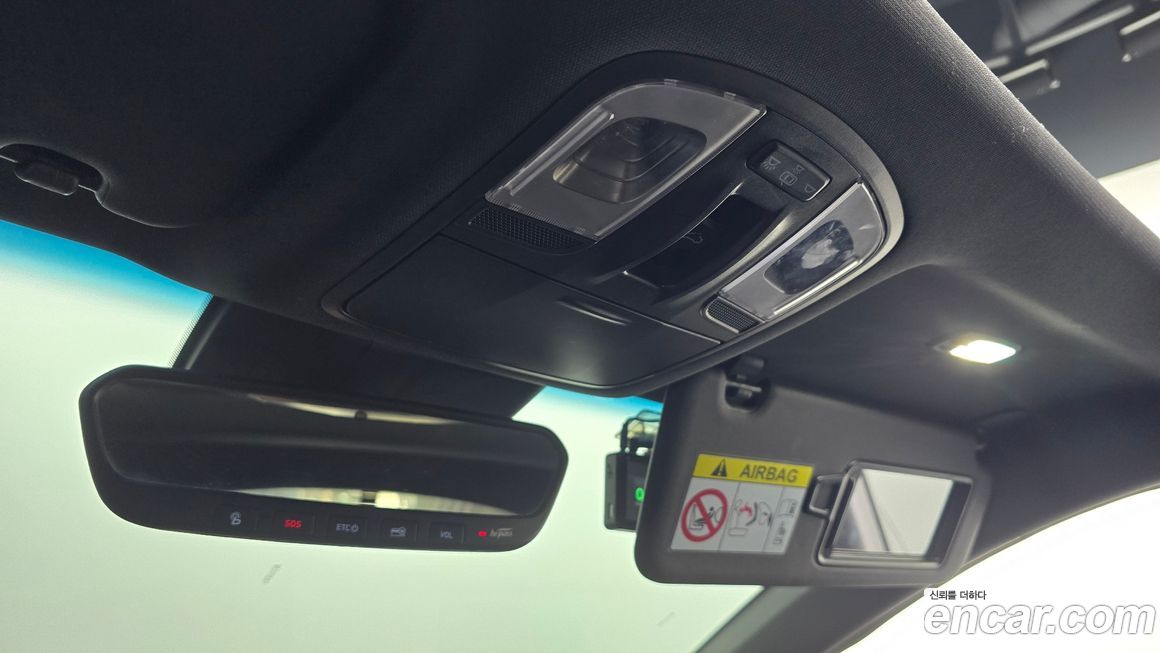 Hyundai Veloster 2021