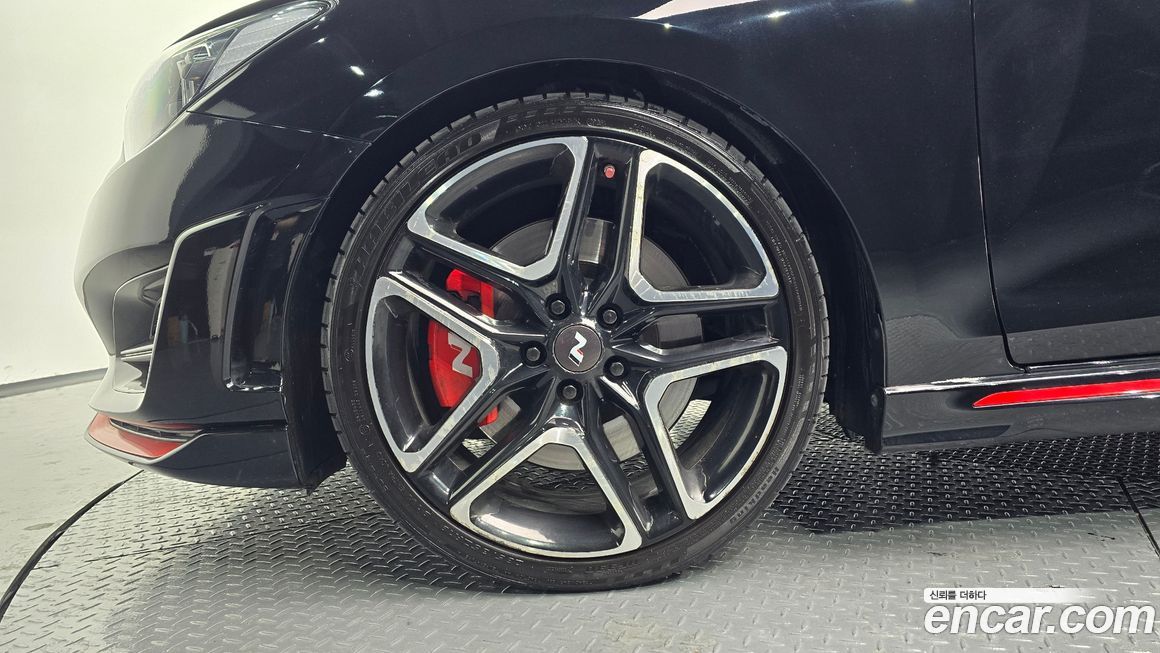 Hyundai Veloster 2021