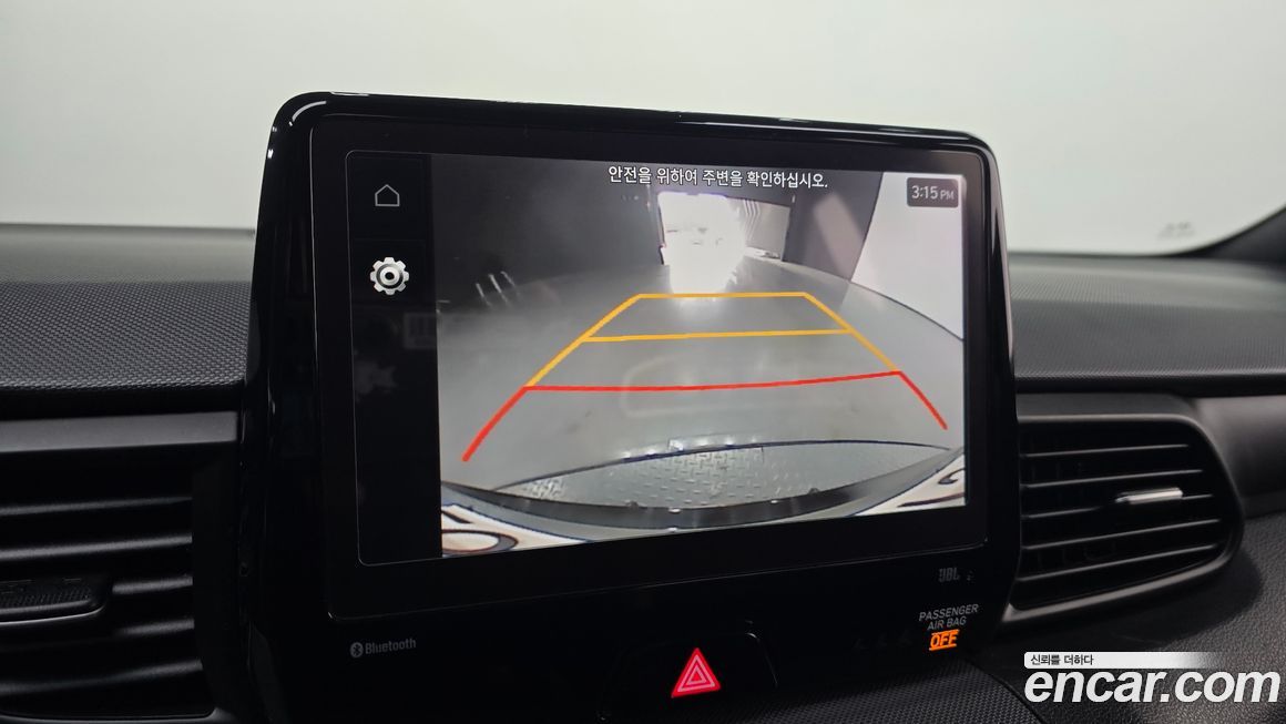 Hyundai Veloster 2021