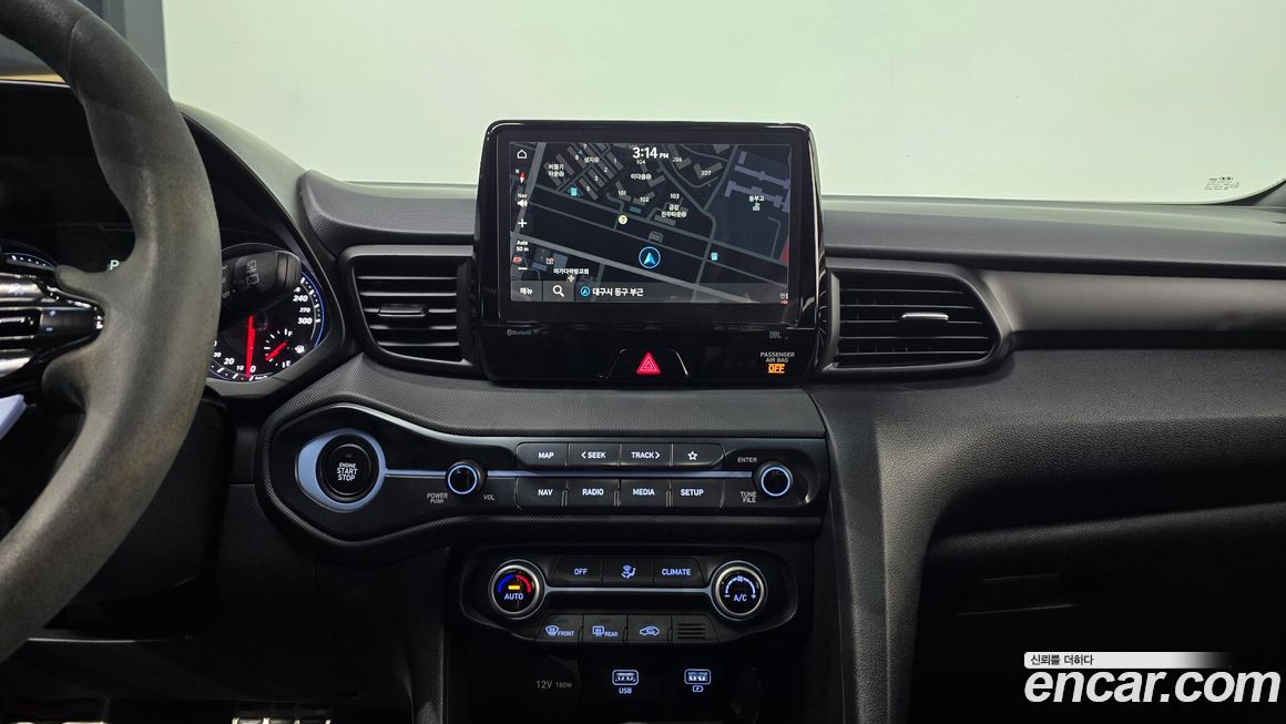 Hyundai Veloster 2021