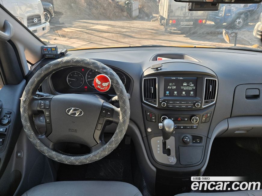 Hyundai Starex 2021