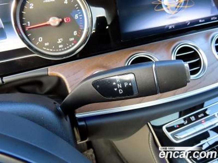 Mercedes-Benz E-Class 2017