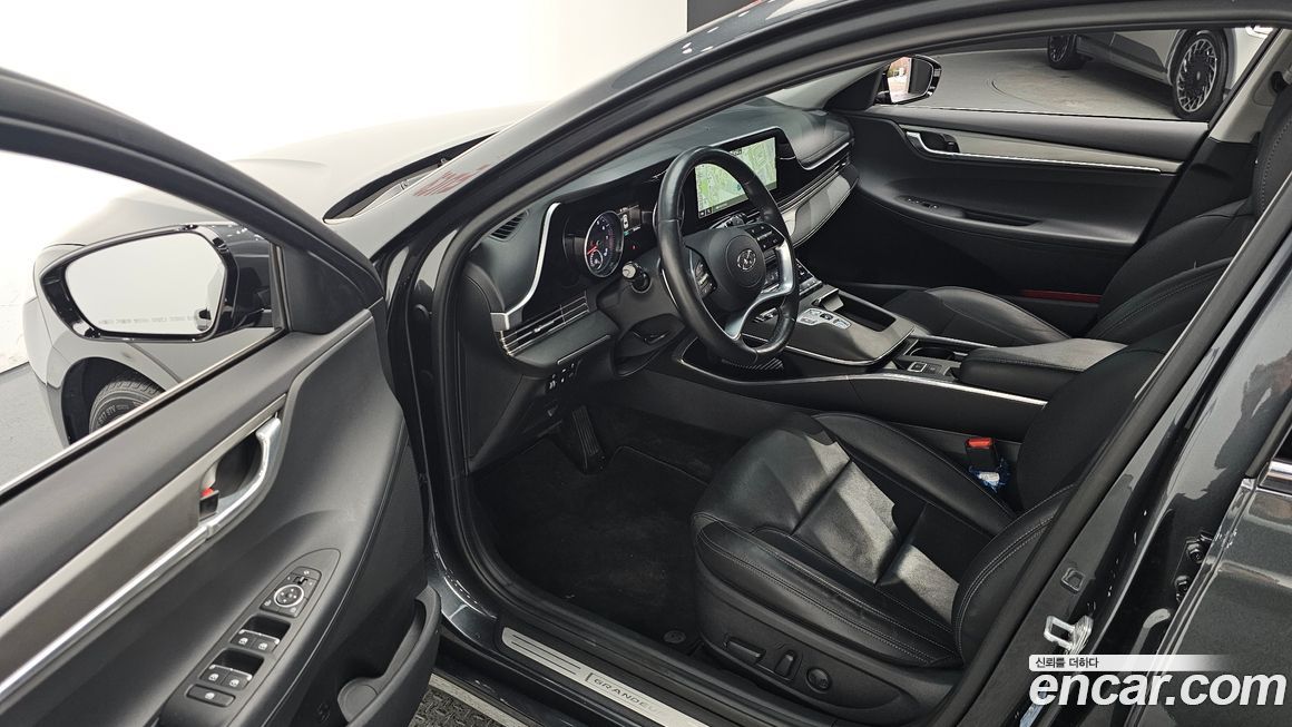 Hyundai Grandeur 2022