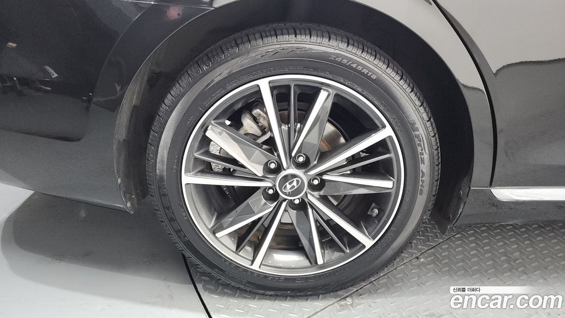 Hyundai Grandeur 2021