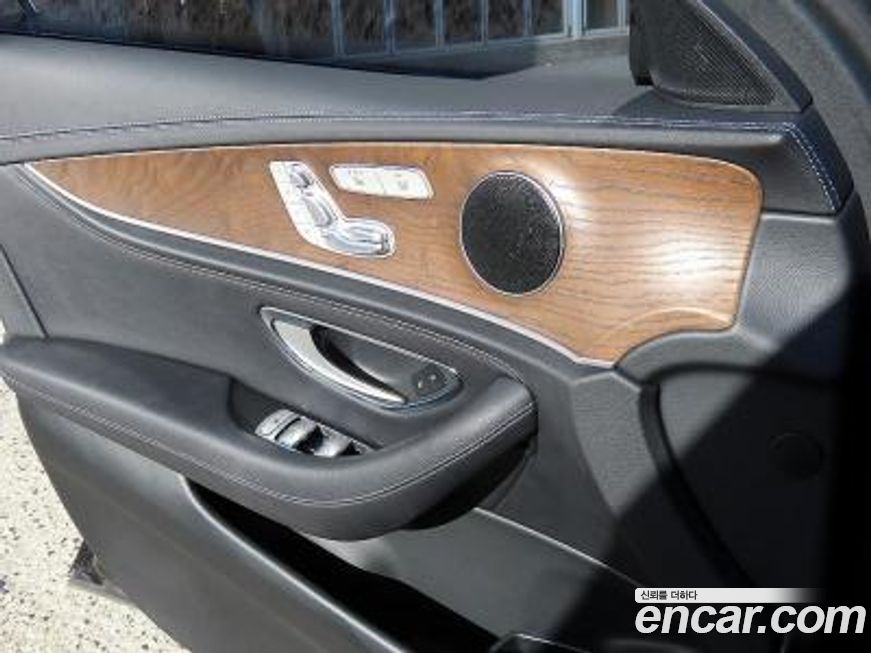 Mercedes-Benz E-Class 2017