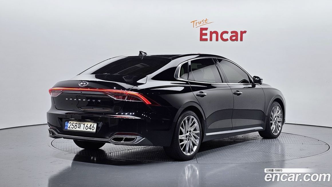 Hyundai Grandeur 2022