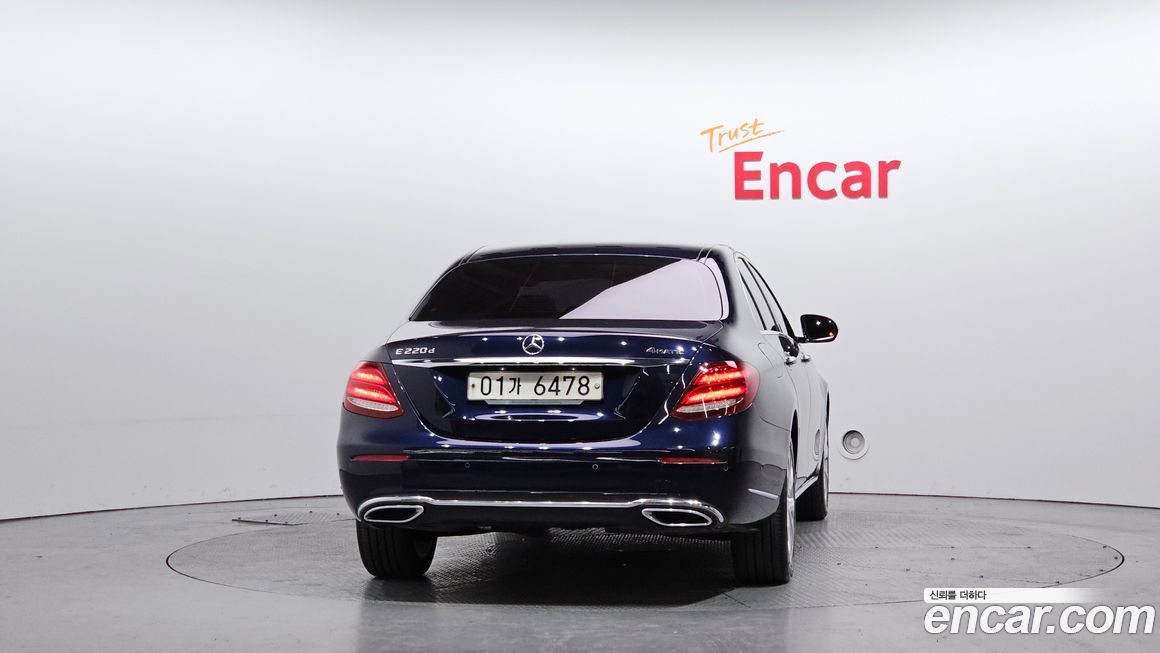 Mercedes-Benz E-Class 2019