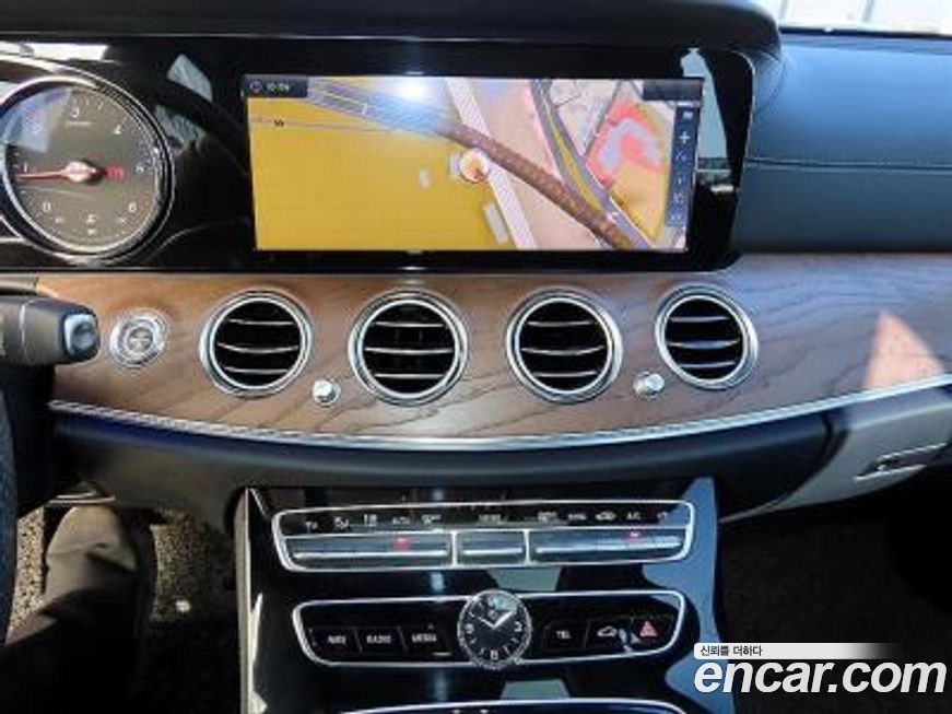 Mercedes-Benz E-Class 2017