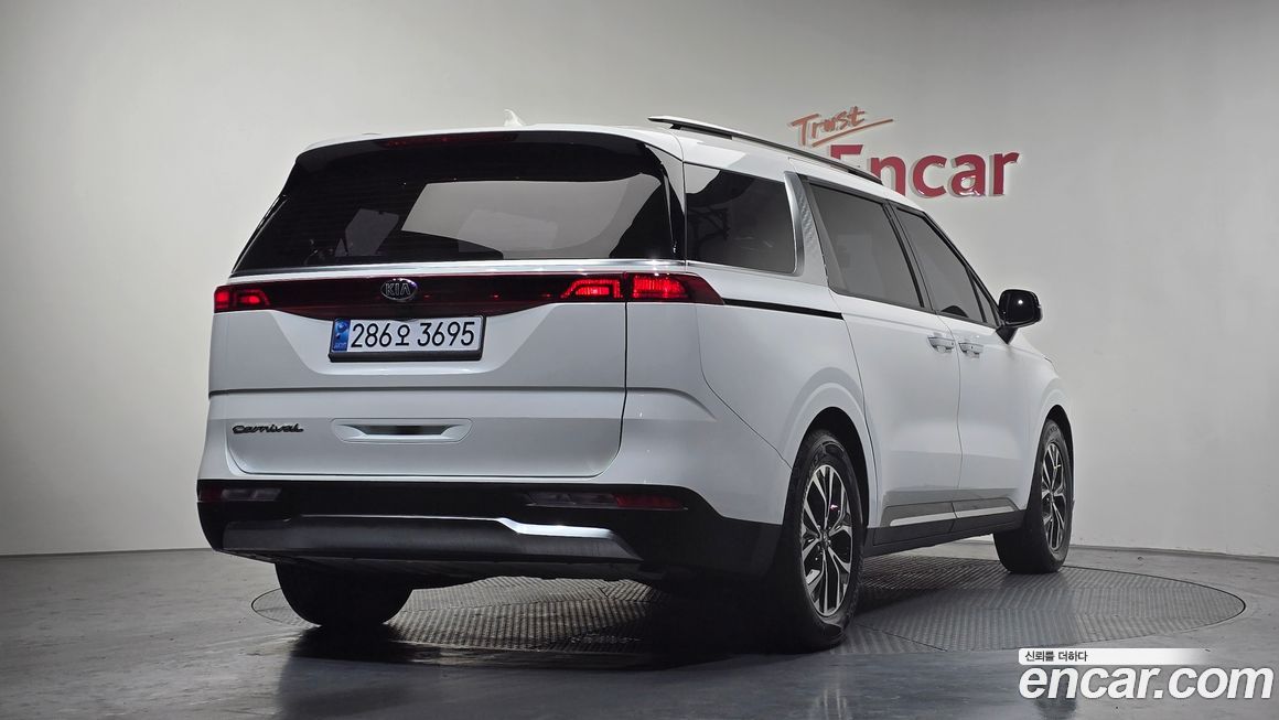 Kia Canival 2021