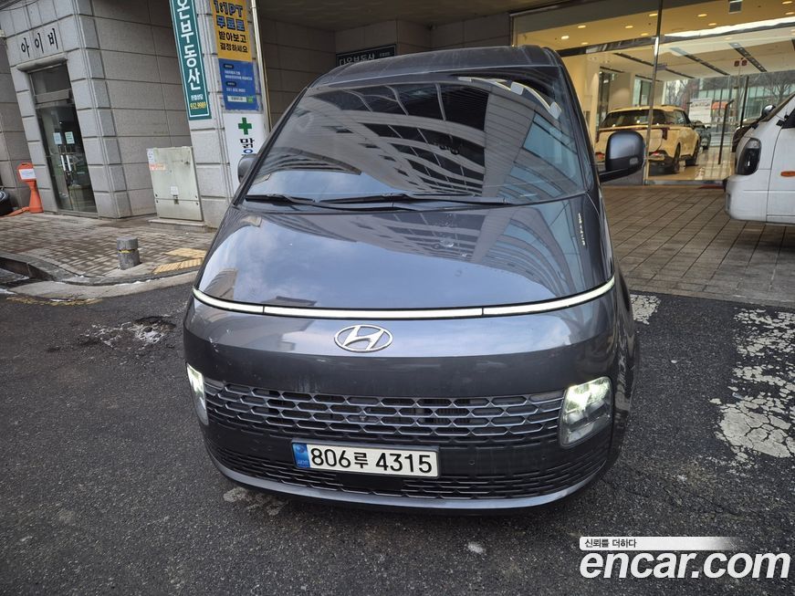 Hyundai Staria 2022