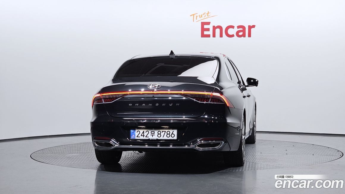 Hyundai Grandeur 2021