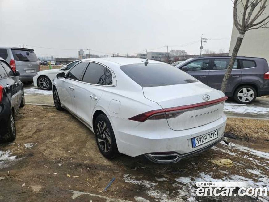 Hyundai Grandeur 2022
