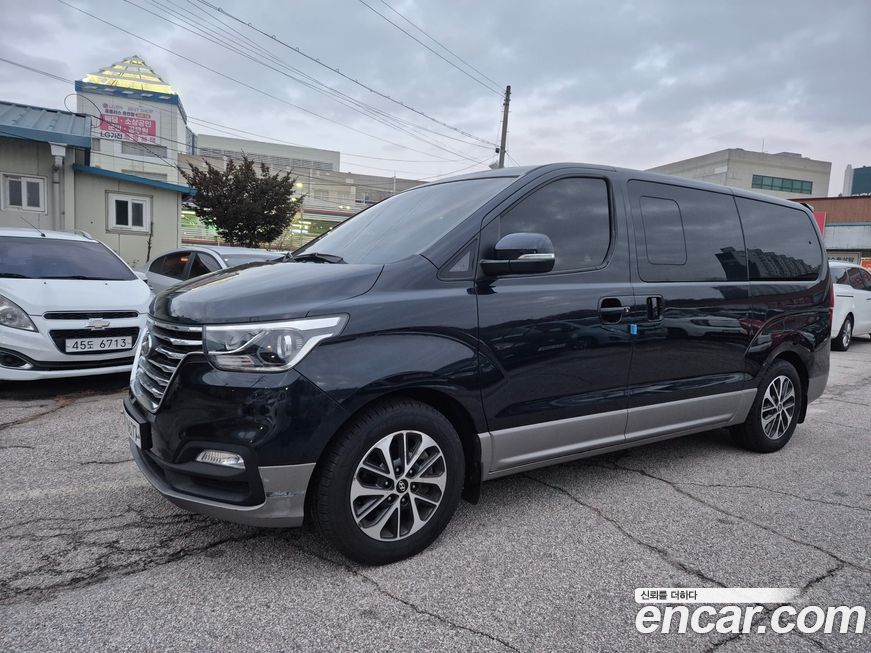 Hyundai Starex 2019