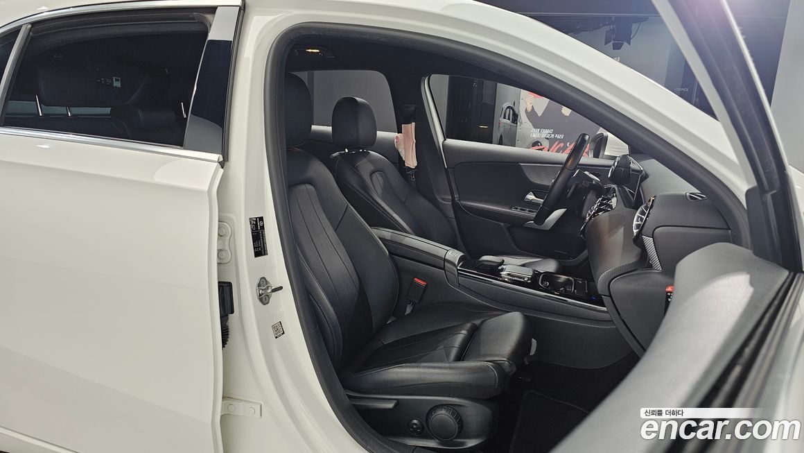 Mercedes-Benz A-Class 2021