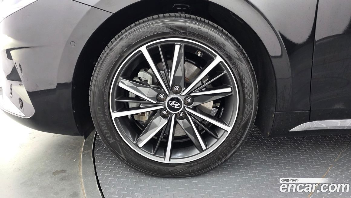 Hyundai Grandeur 2021